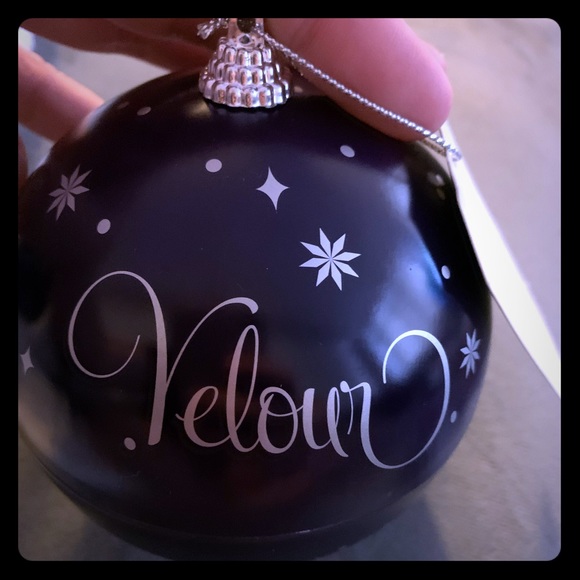 Velour lashes Momma knows best NEW - Picture 1 of 3